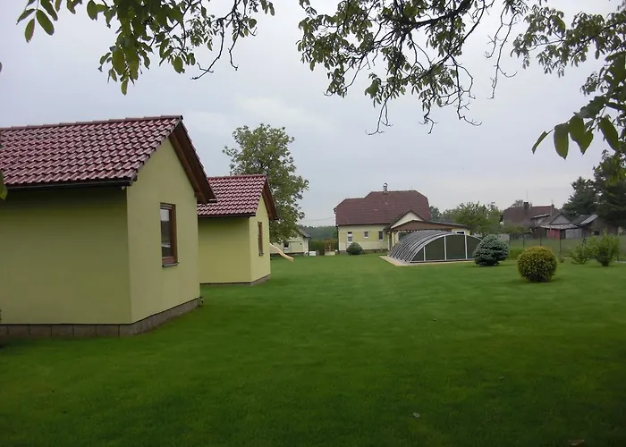 Chatky v Českém ráji